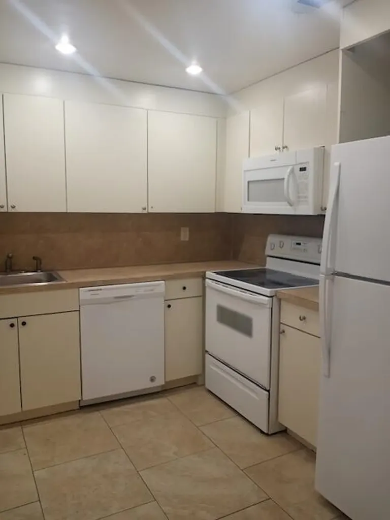 632 NW 13th Street Boca Raton FL 33486
