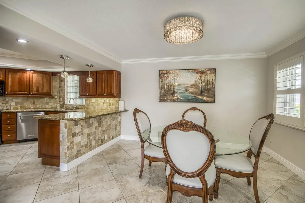 4338 Hazel Avenue Palm Beach Gardens FL 33410