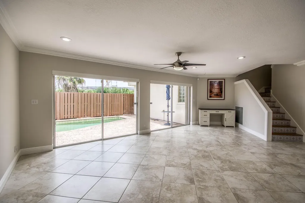 4338 Hazel Avenue Palm Beach Gardens FL 33410