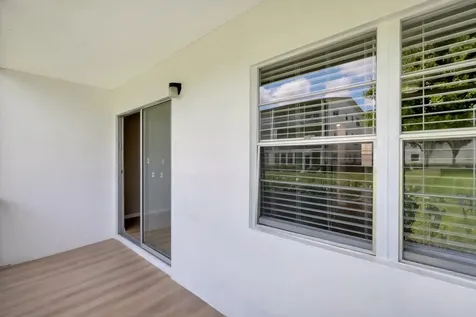 296 Fanshaw H Boca Raton FL 33434