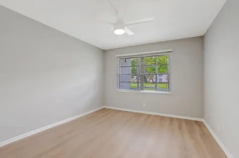 296 Fanshaw H Boca Raton FL 33434