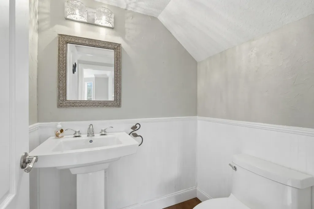 207 Woodsmuir Court Palm Beach Gardens FL 33418