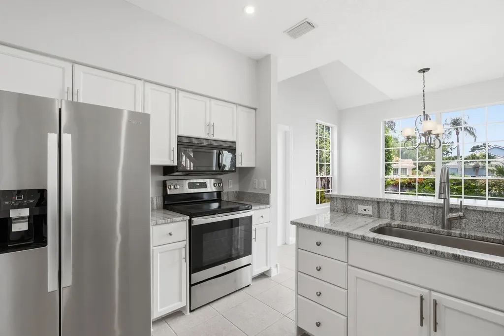 207 Woodsmuir Court Palm Beach Gardens FL 33418
