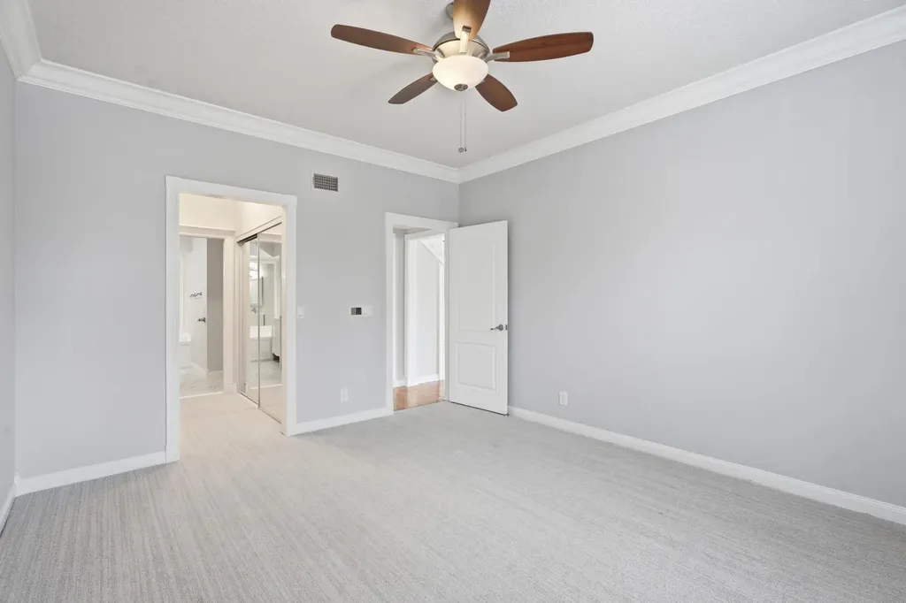 207 Woodsmuir Court Palm Beach Gardens FL 33418