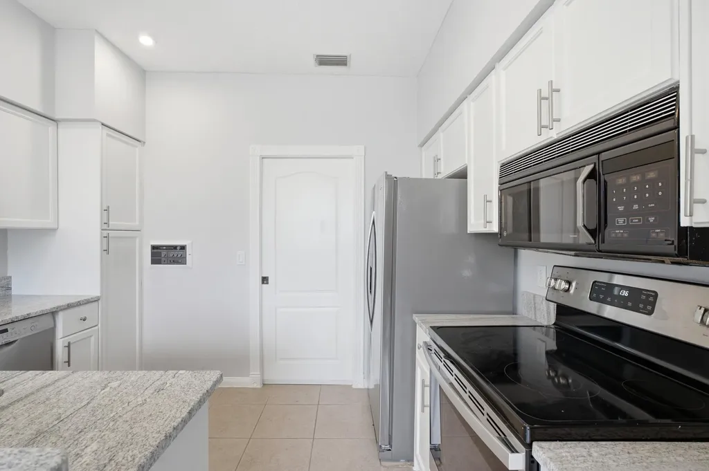 207 Woodsmuir Court Palm Beach Gardens FL 33418