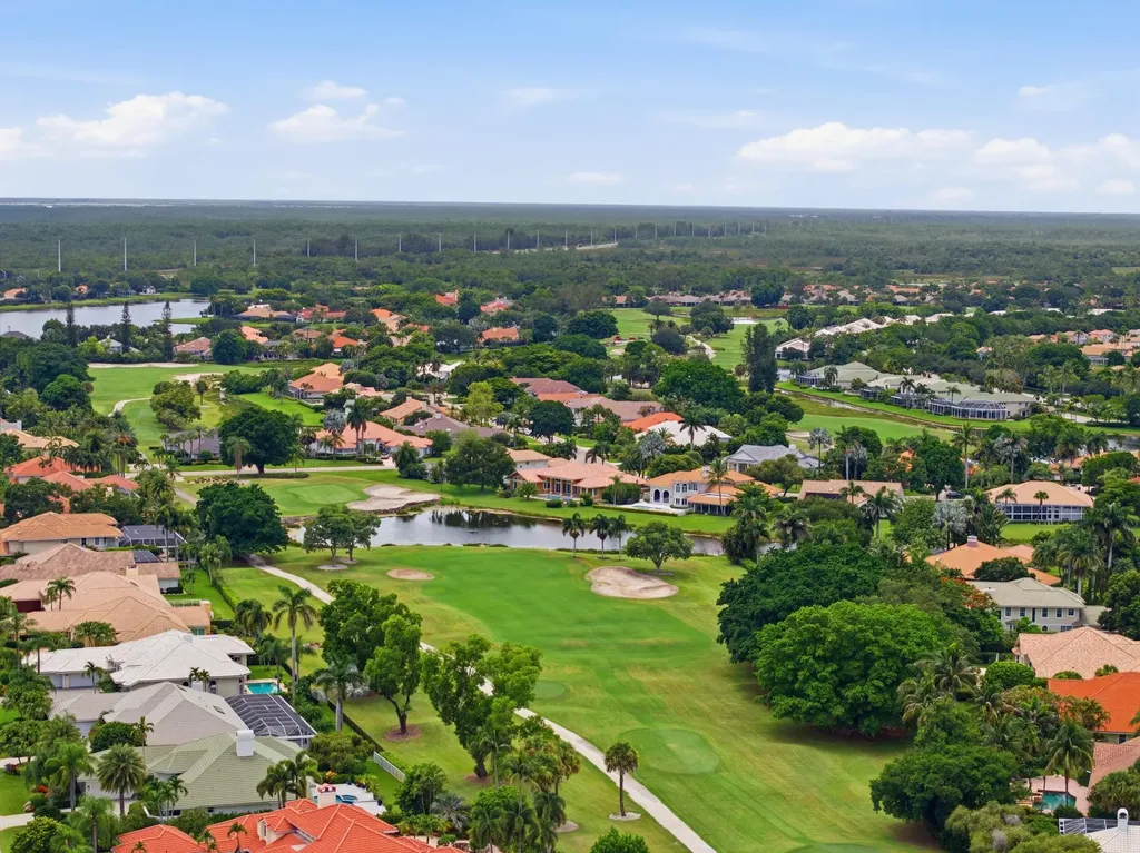207 Woodsmuir Court Palm Beach Gardens FL 33418