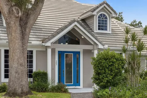 207 Woodsmuir Court Palm Beach Gardens FL 33418