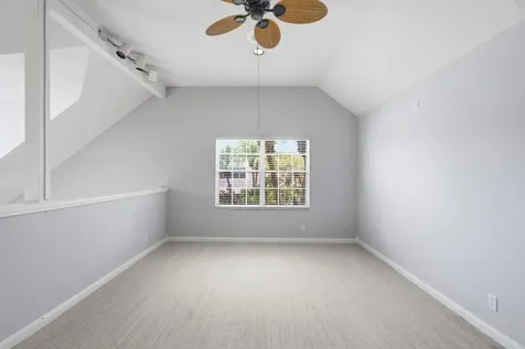 207 Woodsmuir Court Palm Beach Gardens FL 33418