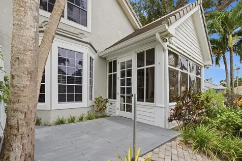 207 Woodsmuir Court Palm Beach Gardens FL 33418