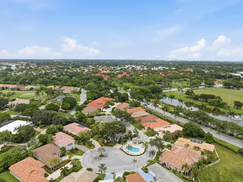 207 Woodsmuir Court Palm Beach Gardens FL 33418