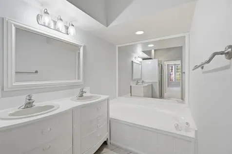 207 Woodsmuir Court Palm Beach Gardens FL 33418