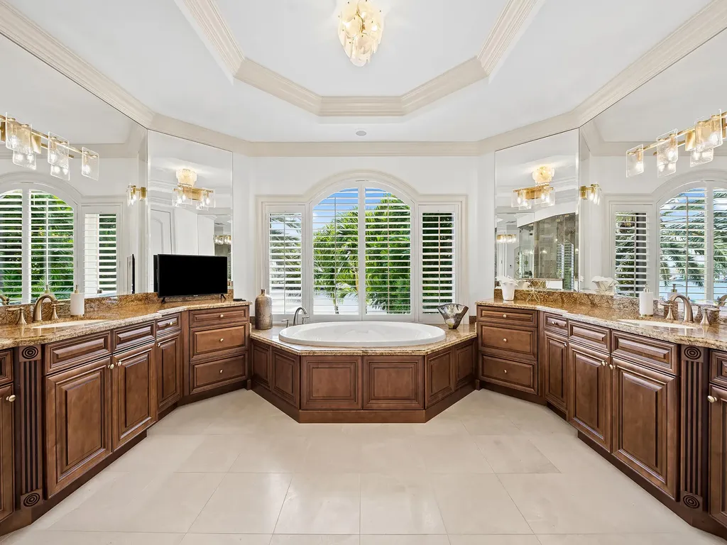 639 Middle River Drive Fort Lauderdale FL 33304