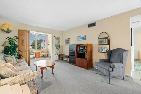 2615 NE 3rd Court Boynton Beach FL 33435