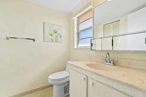 2615 NE 3rd Court Boynton Beach FL 33435