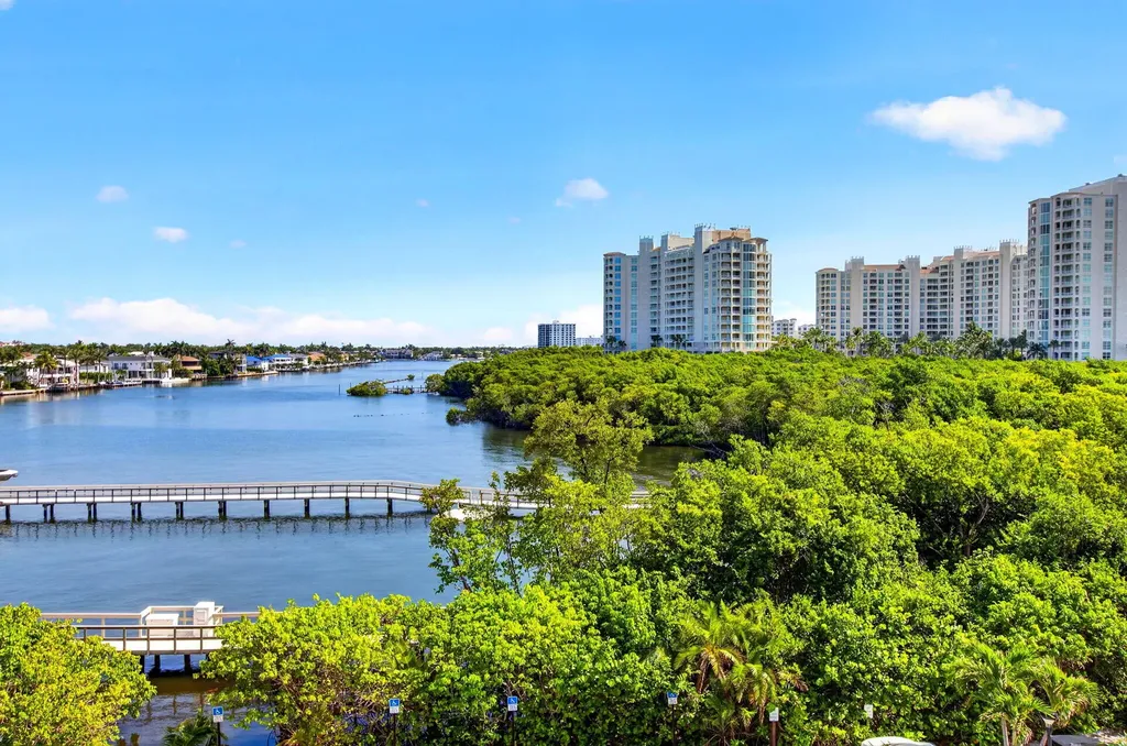 3912 S Ocean Boulevard Highland Beach FL 33487