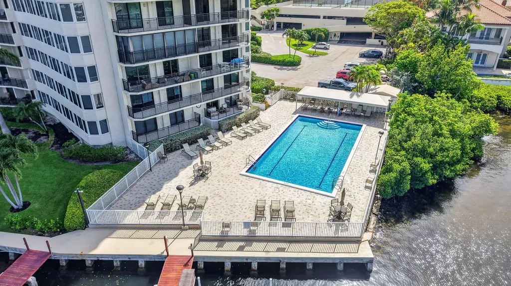 3912 S Ocean Boulevard Highland Beach FL 33487