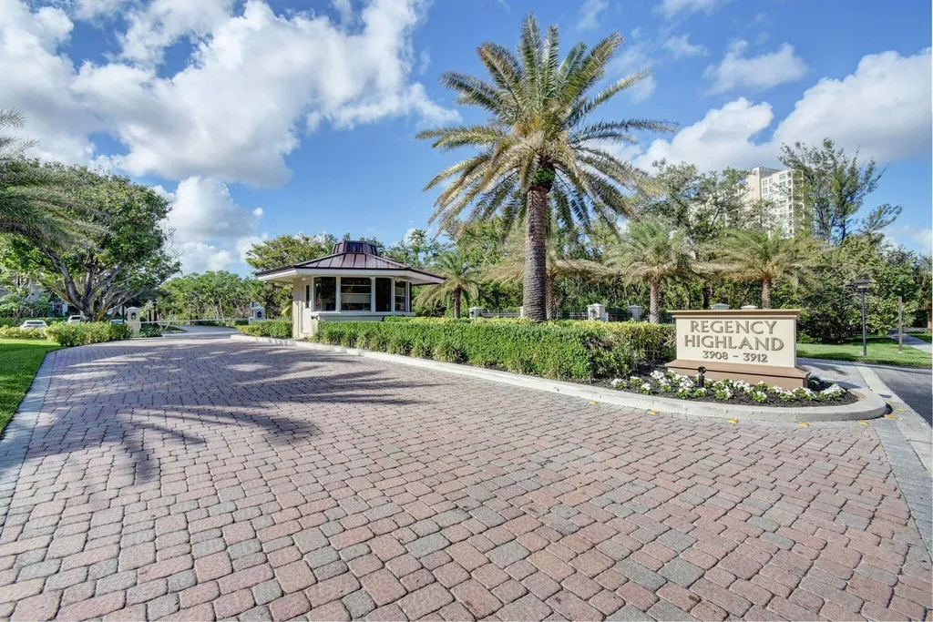 3912 S Ocean Boulevard Highland Beach FL 33487