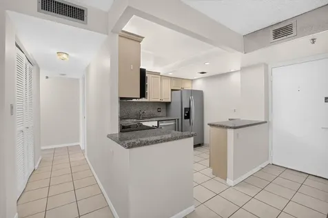 3912 S Ocean Boulevard Highland Beach FL 33487