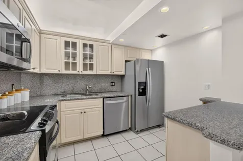 3912 S Ocean Boulevard Highland Beach FL 33487