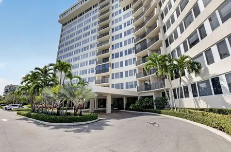 3912 S Ocean Boulevard Highland Beach FL 33487
