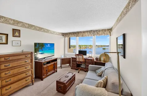 3912 S Ocean Boulevard Highland Beach FL 33487