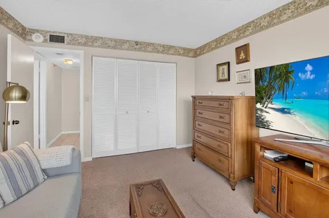 3912 S Ocean Boulevard Highland Beach FL 33487