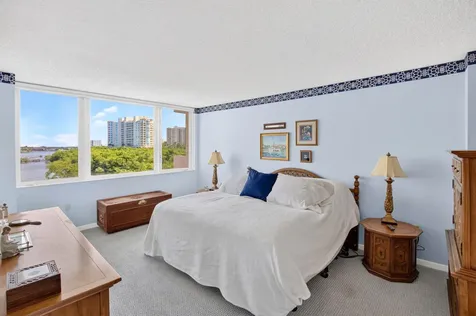 3912 S Ocean Boulevard Highland Beach FL 33487