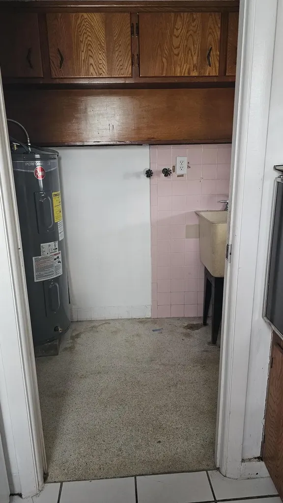 2734 NE 32nd Street Fort Lauderdale FL 33306