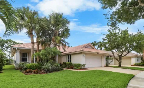 9110 Bay Harbour Circle West Palm Beach FL 33411