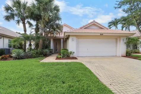 9110 Bay Harbour Circle West Palm Beach FL 33411