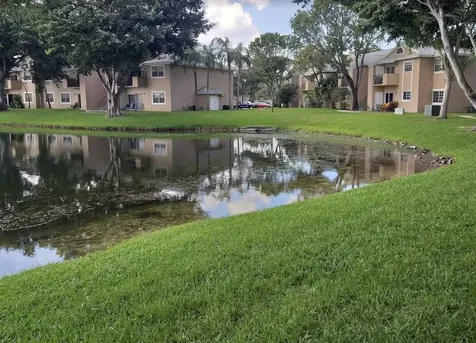 2121 NW 96th Terrace Pembroke Pines FL 33024