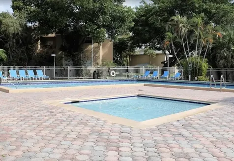 2121 NW 96th Terrace Pembroke Pines FL 33024