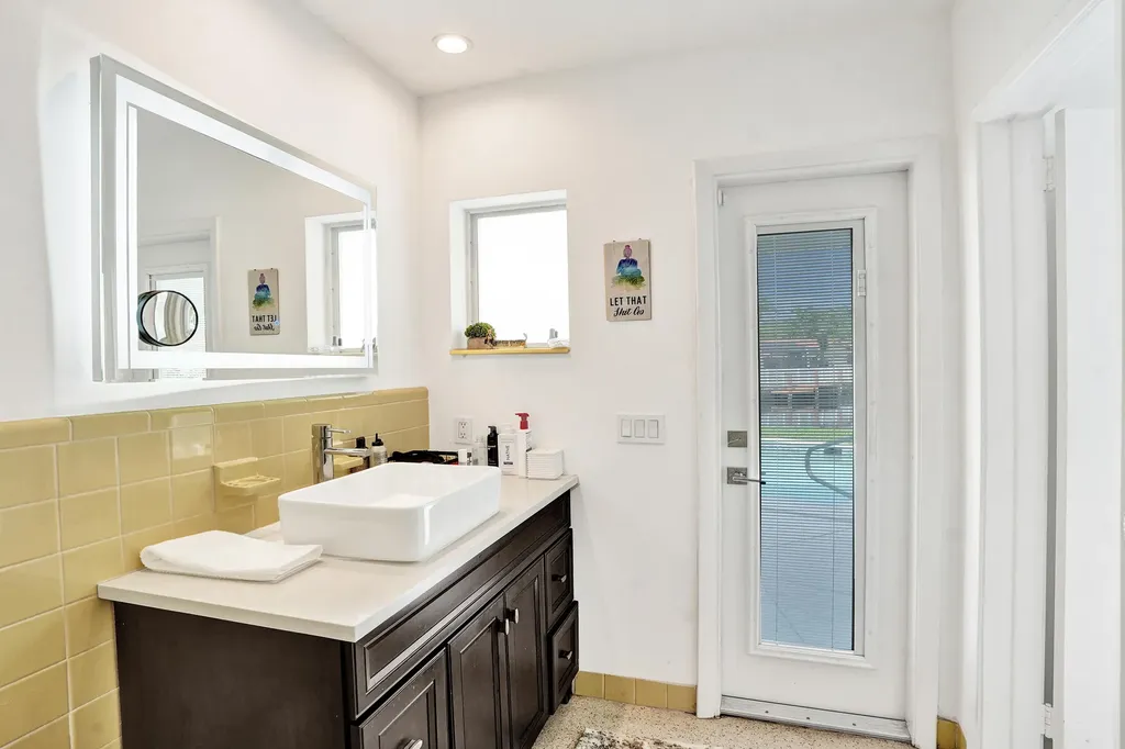 5311 NE 15th Avenue Fort Lauderdale FL 33334