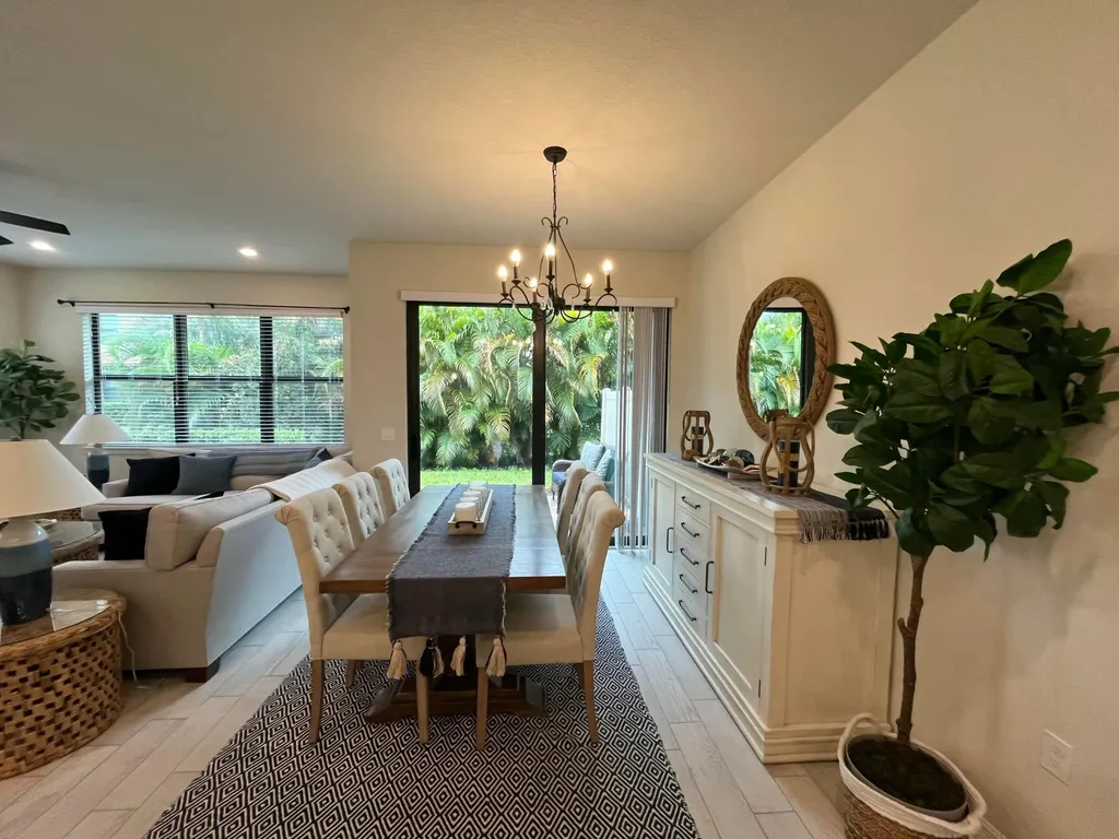 8193 Cinch Way Lake Worth FL 33467