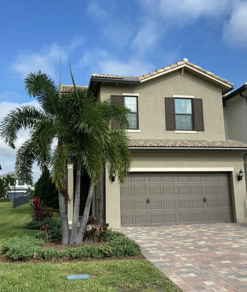 8193 Cinch Way Lake Worth FL 33467