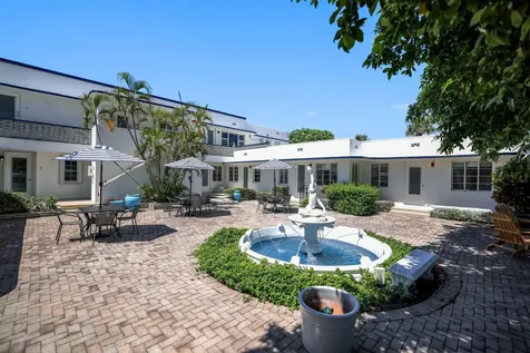 320 Inlet Way Palm Beach Shores FL 33404