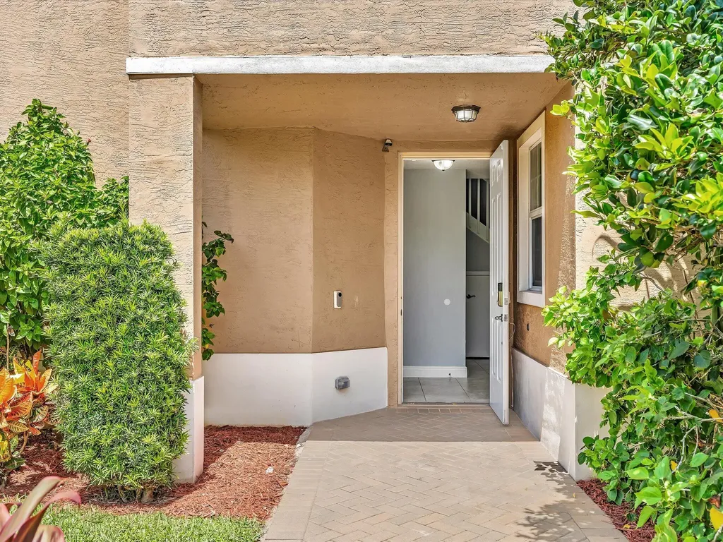 4290 Colony View Drive Lake Worth FL 33463
