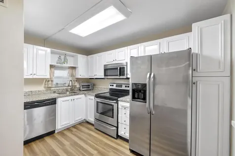 8990 S Hollybrook Boulevard Pembroke Pines FL 33025