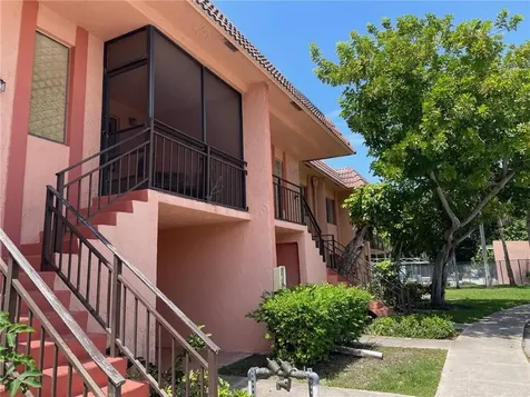 235 Lakeview Drive Weston FL 33326