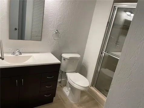 235 Lakeview Drive Weston FL 33326