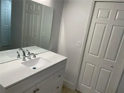235 Lakeview Drive Weston FL 33326