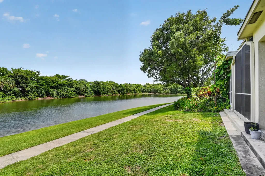 308 Spruce Street Boynton Beach FL 33426
