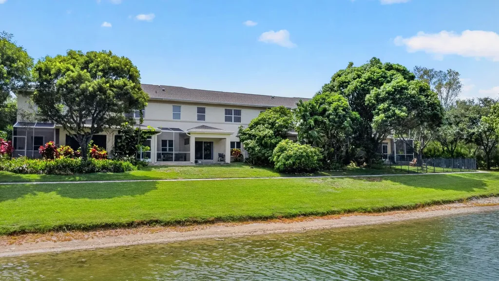 308 Spruce Street Boynton Beach FL 33426