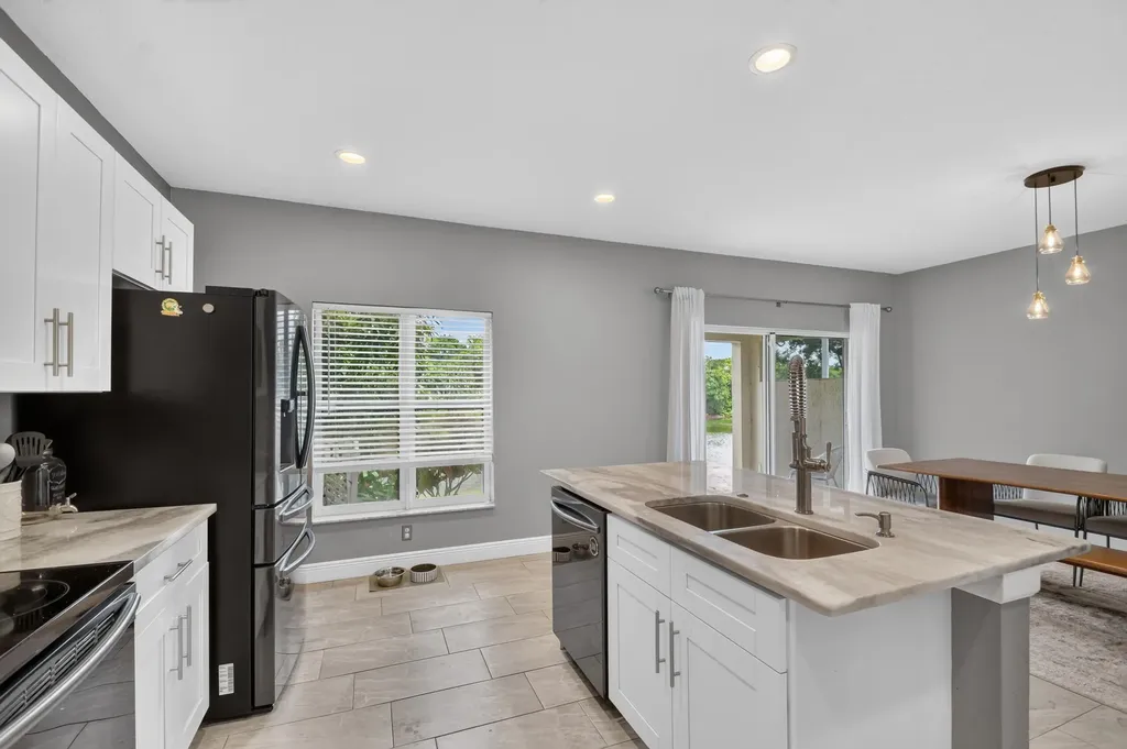 308 Spruce Street Boynton Beach FL 33426
