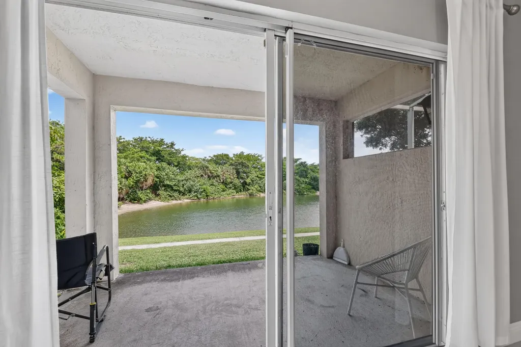 308 Spruce Street Boynton Beach FL 33426