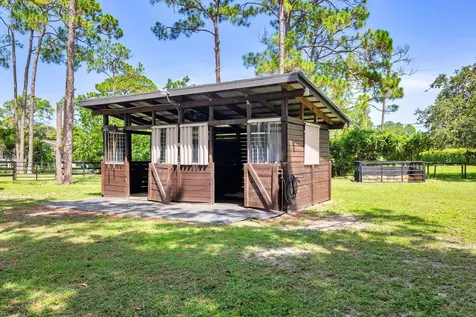 14590 Crazy Horse Lane Palm Beach Gardens FL 33418