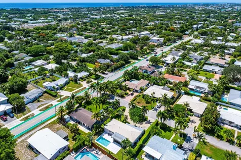 115 Bonnie Briar Lane Delray Beach FL 33444