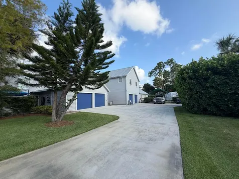 14757 Stirrup Lane Wellington FL 33414