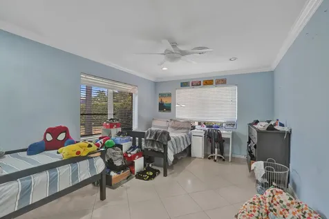 2756 NE 35th Street Fort Lauderdale FL 33306
