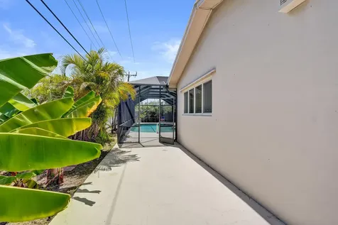 2756 NE 35th Street Fort Lauderdale FL 33306